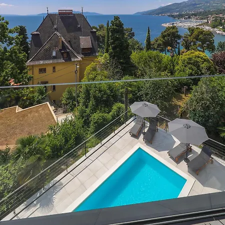 Luxury Twin Apartment Opatija